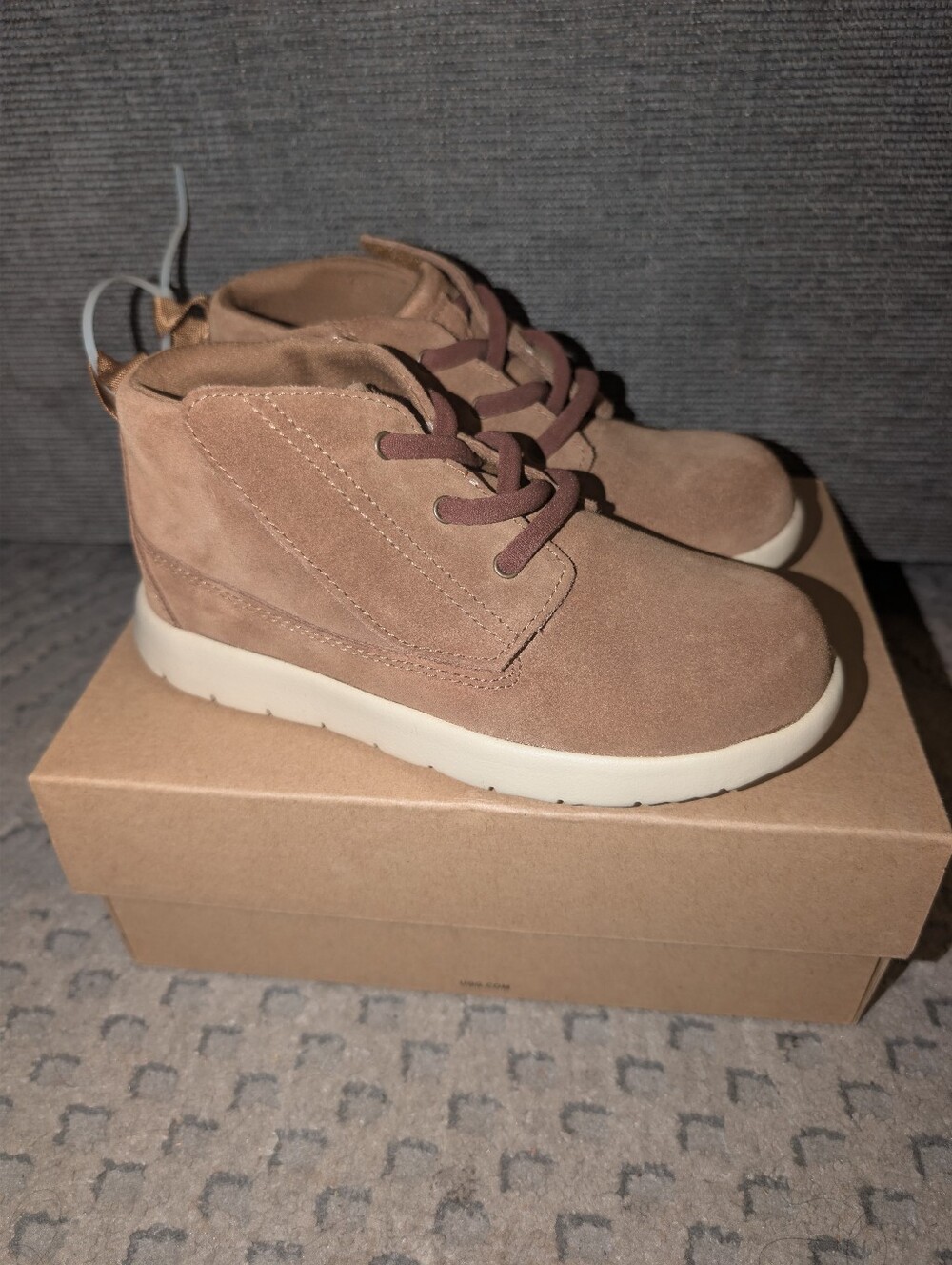NWT Ugg Suede Canoe Size 12 Toddler Boot